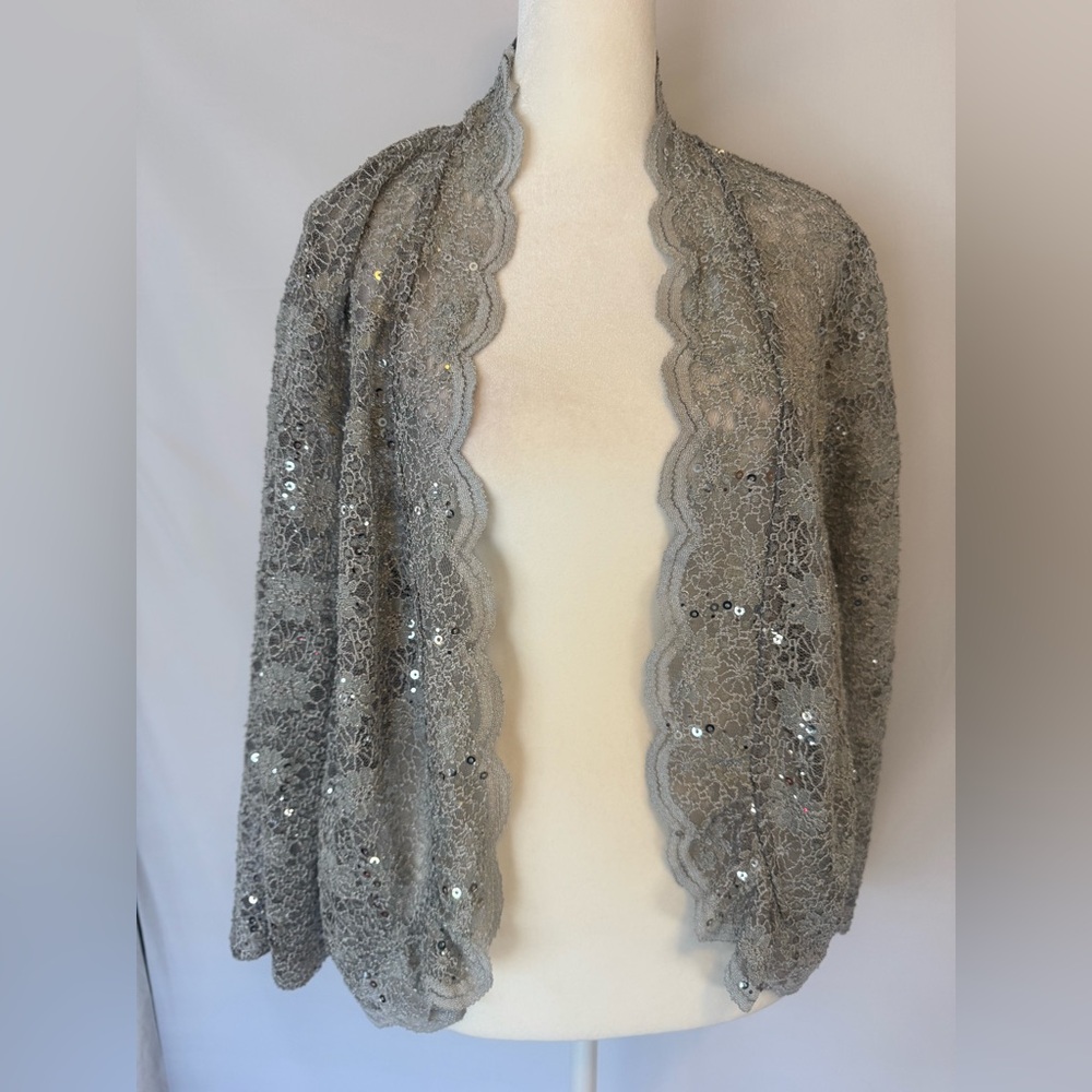 R&M Richard’s size 1X silver lace with sequin detail, formal cardigan/cover